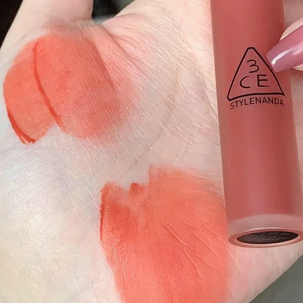 Son Kem 3CE Blur Water Tint Màu Bake Beige Cam Cháy