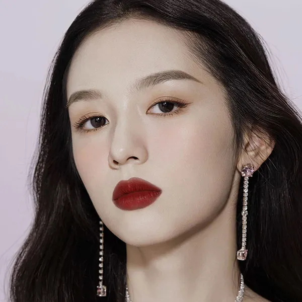 Son Lì Gucci Rouge À Lèvres Mat Lipstick 519 Pauline Red Màu Đỏ Đất