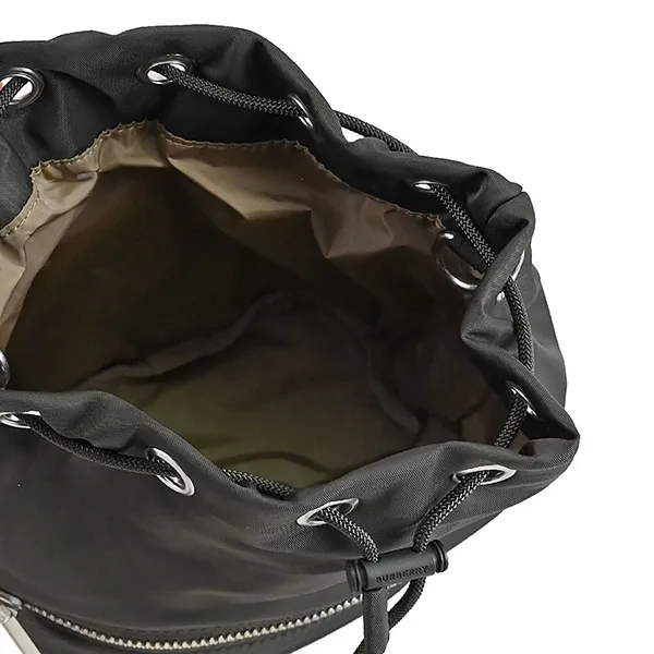 Túi Đeo Chéo Nữ Burberry Brand Logo Nylon Crossbody Drawstring Bucket Bag Màu Đen