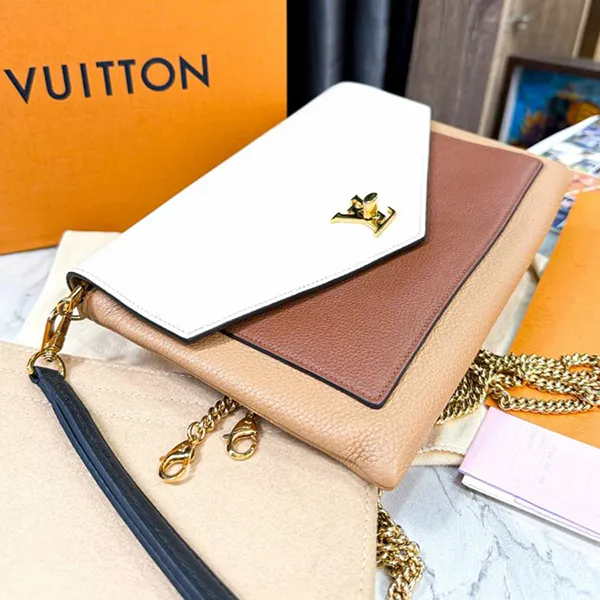 Túi Đeo Chéo Nữ Louis Vuitton LV My Lockme Pochette Tan Màu Trắng Nâu