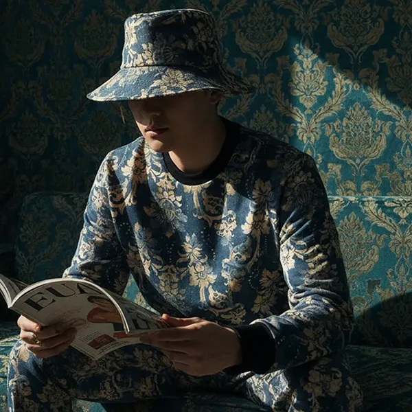 Áo Nỉ Sweater Nam Versace Họa Tiết 74GCI3R0 FS043 259 Màu Xanh Size XS