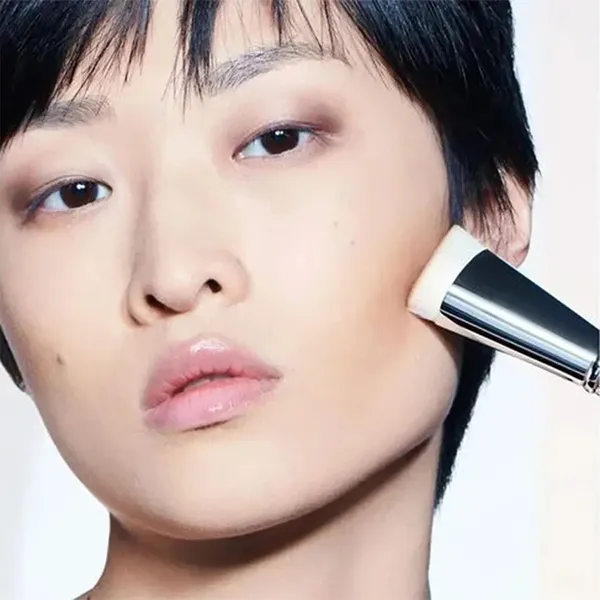 Cọ Trang Điểm Dior Backstage Contour Brush N°15 Cọ Tạo Khối (No Box)