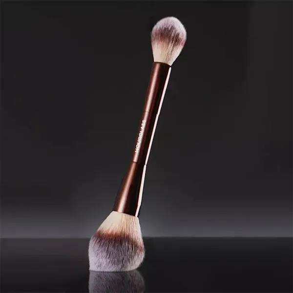 Cọ Trang Điểm Hourglass Double Ended Veil Powder Brush Màu Nâu