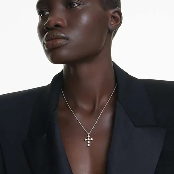 Dây Chuyền Nữ Swarovski Insigne Pendant Round Cut, Cross, White, Rhodium Plated 5675576 Màu Bạc