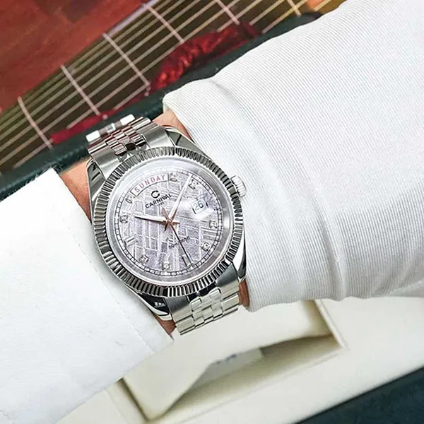 Đồng Hồ Nam Carnival Quartz 8190G-VT-TT Màu Bạc Xám