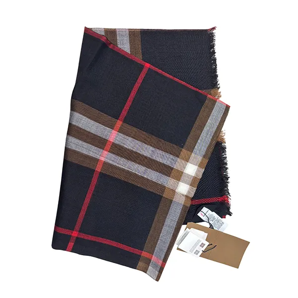 Khăn Quàng Cổ Burberry Scarf Màu Đen/Nâu