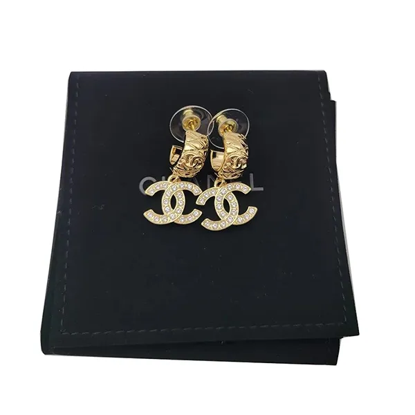 Khuyên Tai Nữ Chanel 25C Quilted Gold Drop Earrings With CC Logo Màu Vàng Gold