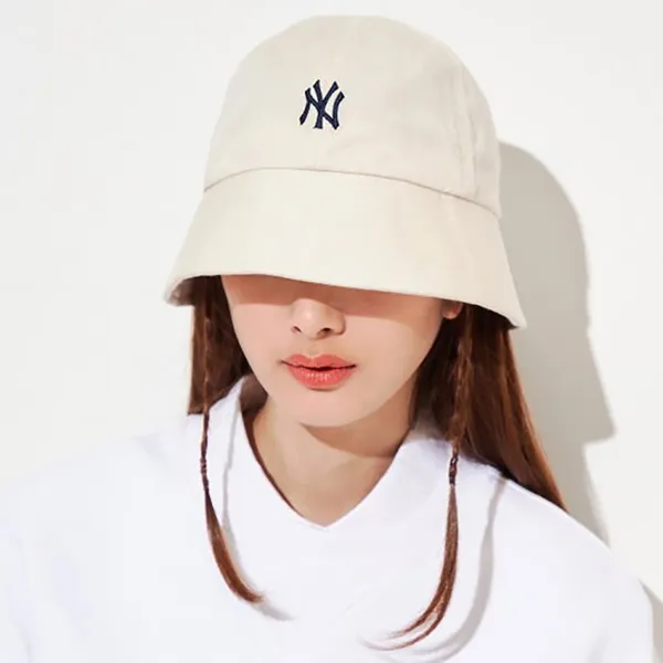 Mũ MLB Bucket Hat New York Yankees White 3AHT5502N-50BGL Màu Trắng Size 57