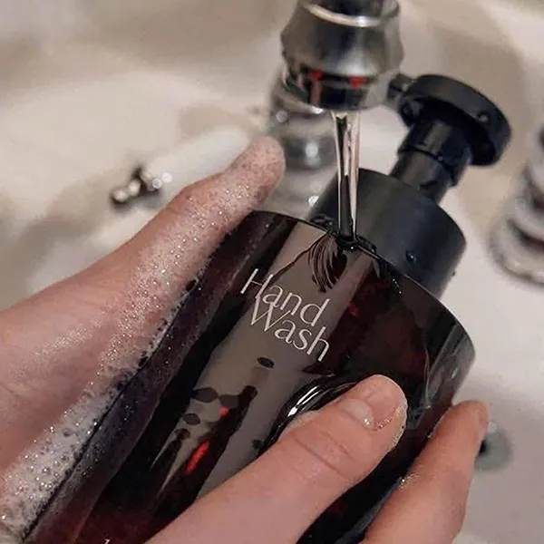 Set Nước Rửa Tay Hetras Hotel Wood 2 Lọ x 515ml