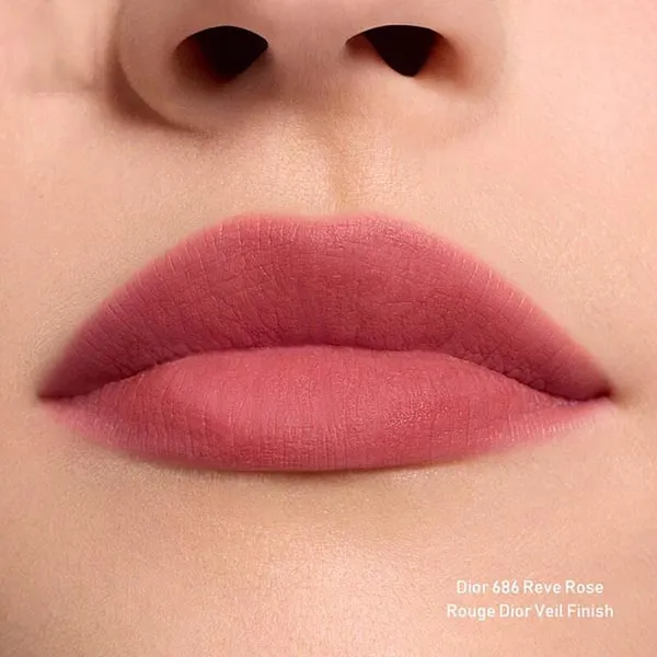Son Dior Rouge Velvet Nắp Hít (2025) 686 Rêve Rosé Veil Finish Màu Hồng Gỗ