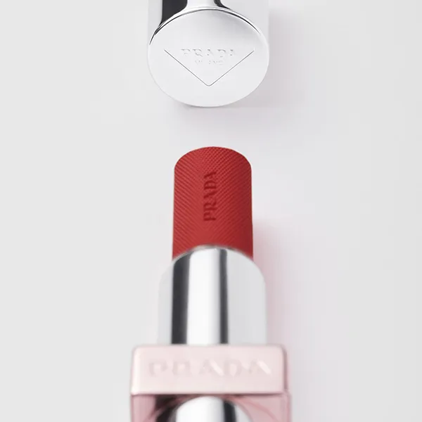 Son Prada Light Glowing Lipcolor Màu Prada Light Glowing Lip Color U020 Rosso Đỏ Nâu