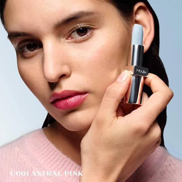 Son Dưỡng Prada Moisturizing Lip Balm U001 Astral Pink Màu Hồng 3.8g