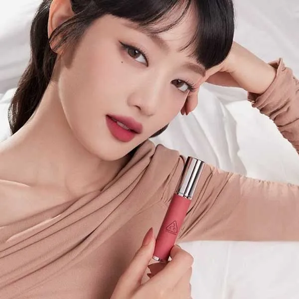 Son Kem 3CE Hazy Lip Clay Cherry Fluff Màu Hồng Anh Đào