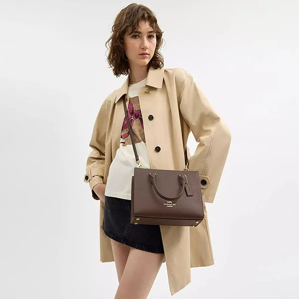 Túi Đeo Chéo Nữ Coach Maggie Small Tote Bag CY668 Gold/Dark Stone Màu Nâu