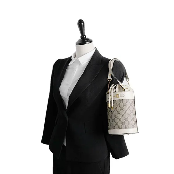Túi Đeo Vai Nữ Gucci Women's White PVC GG Supreme 1955 Horsebit Bucket Small Shoulder Bag Màu Trắng