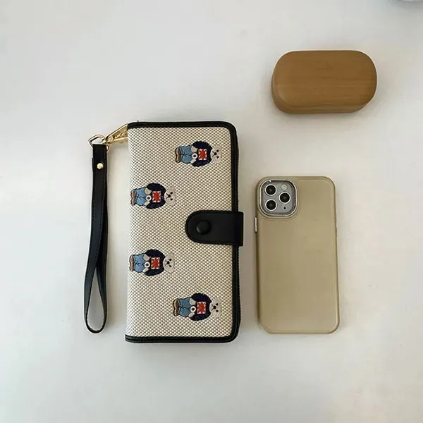 Ví Nữ BeiBaoBao M881 2000214250084 Màu Trắng Đen