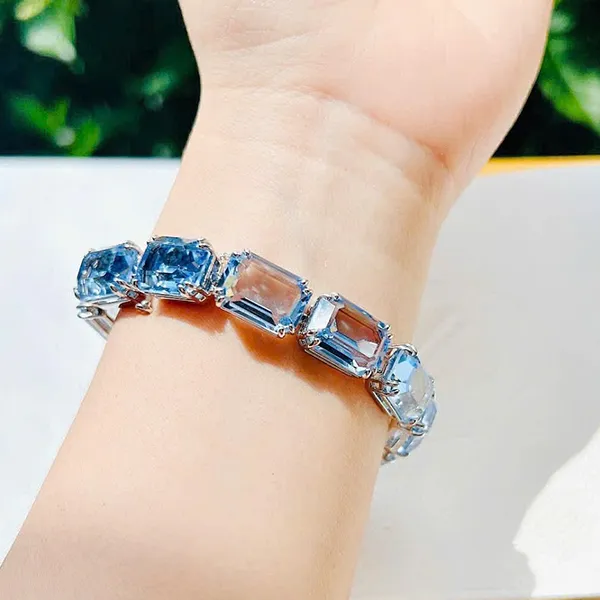 Vòng Đeo Tay Nữ Swarovski Millenia Tennis bracelet Square Cut Medium Blue Rhodium Plated 5614924 Màu Xanh Nhạt