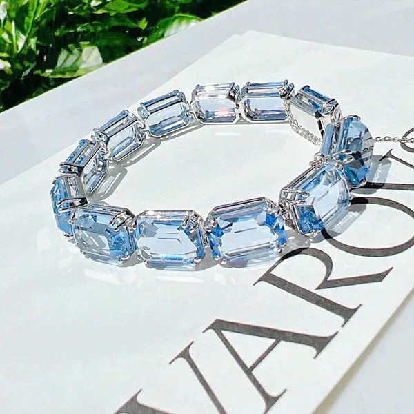 Vòng Đeo Tay Nữ Swarovski Millenia Tennis bracelet Square Cut Medium Blue Rhodium Plated 5614924 Màu Xanh Nhạt