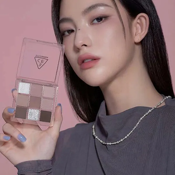Bảng Phấn Mắt 3CE Mood Recipe Multi Eye Color Palette Tone A Shy Ash