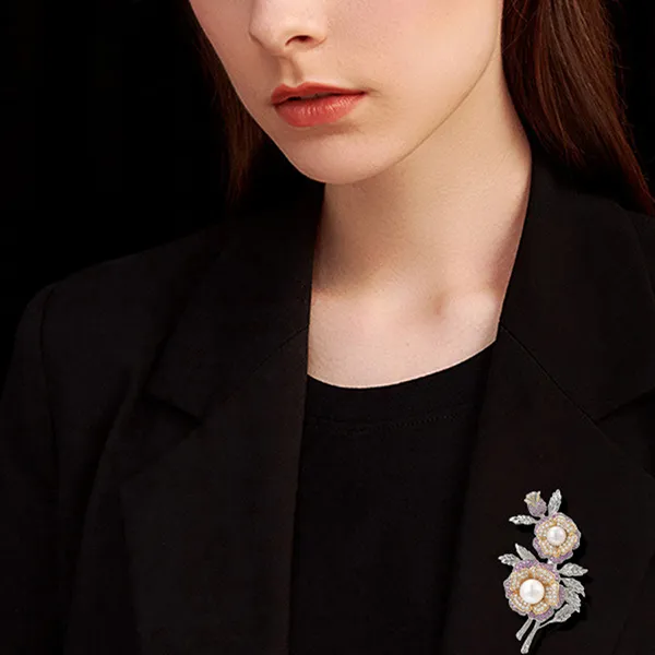Cài Áo Nữ Meri Enchanted Flora BR951 Màu Hồng Bạc