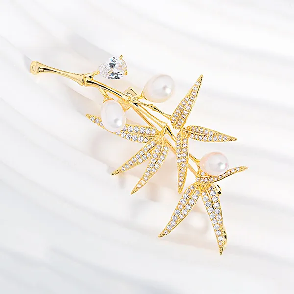 Cài Áo Nữ Meri Bamboo Pearl BR963 Màu Vàng/Trắng