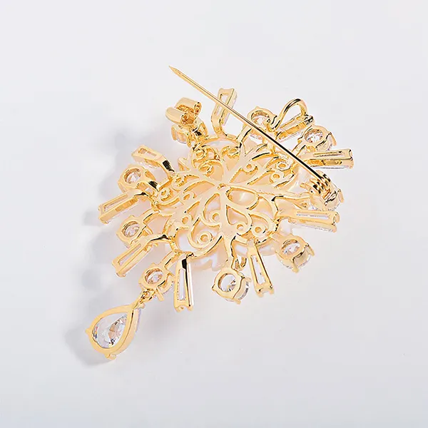 Cài Áo Nữ Meri Pearl Radiance BR920 Màu Vàng/Trắng