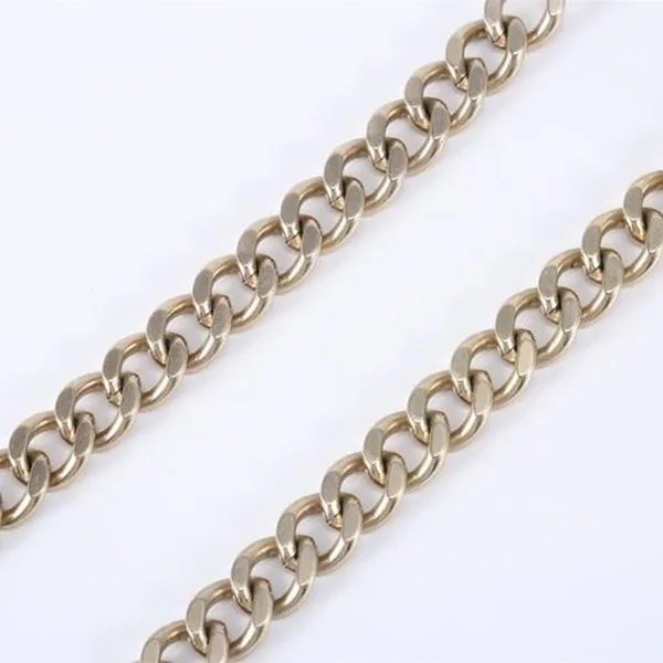 Dây Chuyền Nữ Chanel 22B Black Heart Choker Necklace Màu Bạc/Đen