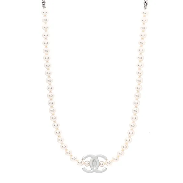 Dây Chuyền Nữ Chanel Pearl Resin CC Choker Necklace Pearly White Silver Màu Trắng/Bạc