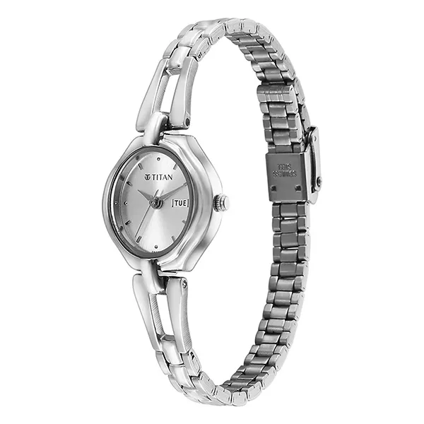 Đồng Hồ Nữ Titan Karishma Silver Dial Metal Strap Watch For Women 2345SM03 Màu Bạc