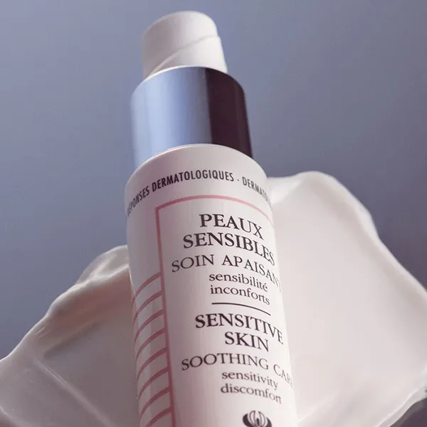 Kem Dưỡng Da Sisley Paris Sensitive Skin Soothing Care 40ml