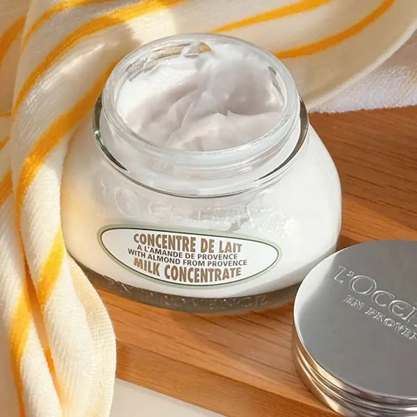 Kem Dưỡng Thể Hương Hạnh Nhân L'Occitane Milk Concentrate Smoothing & Beautifying With Almond 200ml