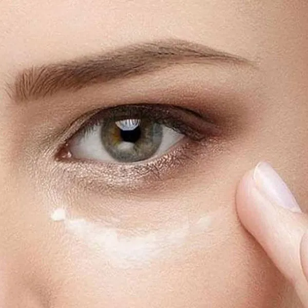 Kem Mắt SK-II Skinpower EYE + Line Filler Cream 15g