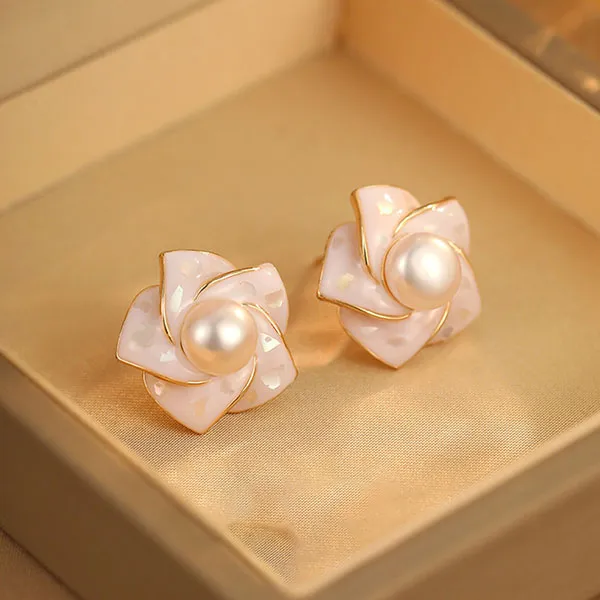 Khuyên Tai Nữ Jessica Pearl Graceful Bloom JE60 Màu Hồng Vàng