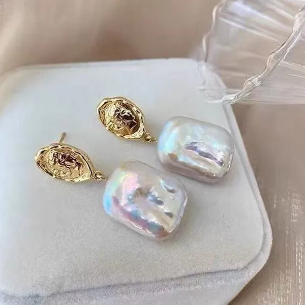 Khuyên Tai Nữ Jessica Pearl Modern Pearl JE5 Màu Trắng Vàng