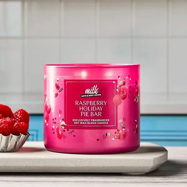 Nến Thơm Bath & Body Works Raspberry Holiday Pie Bar 3-Wick Candle 411g