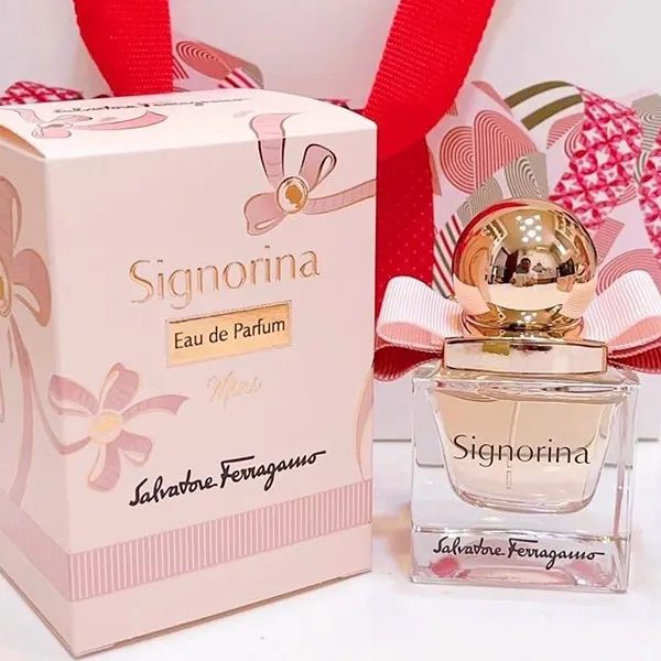 Nước Hoa Nữ Salvatore Ferragamo Signorina EDP Mini 20ml