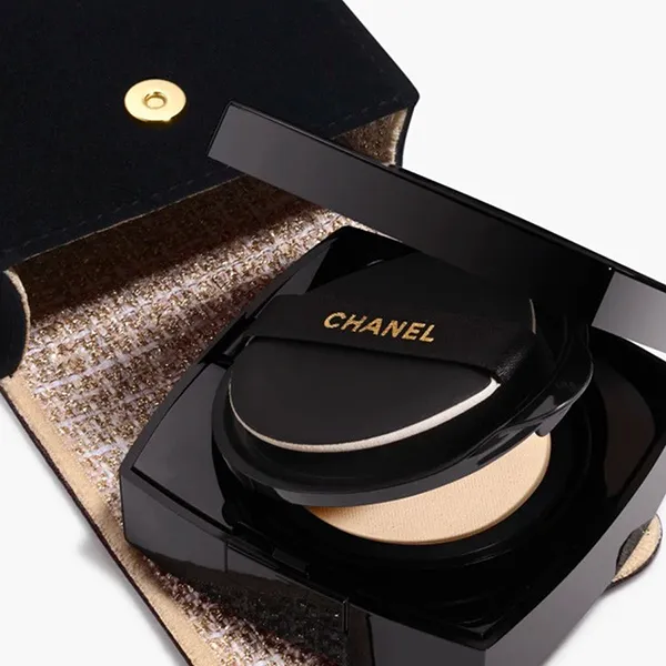 Phấn Nước Chanel Sublimage L'essence De Teint Cushion Tone B10