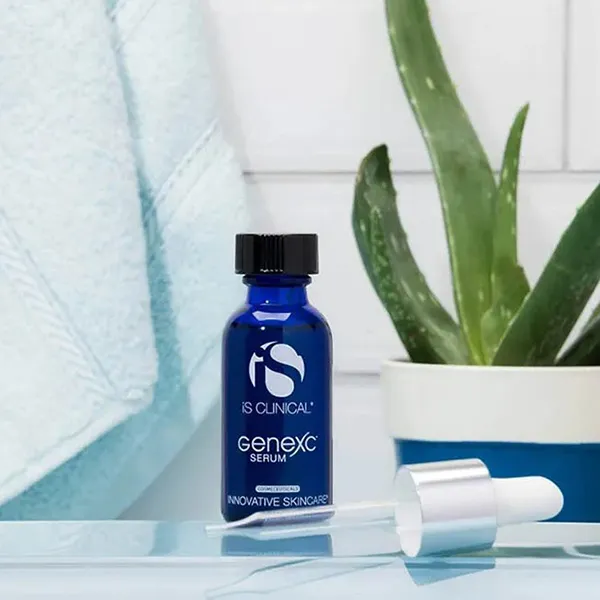 Serum Hỗ Trợ Dưỡng Trắng Trẻ Hóa Da iS Clinical Genexc 30ml