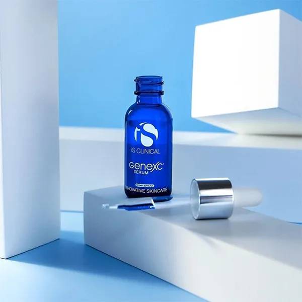 Serum Hỗ Trợ Dưỡng Trắng Trẻ Hóa Da iS Clinical Genexc 30ml
