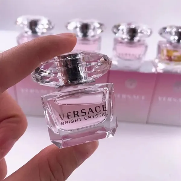 Set Nước Hoa Nữ Versace Bright Crystal EDT 3 Món ( 5ml x 3)