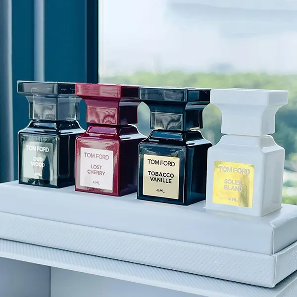 Set Nước Hoa Unisex Tom Ford Private Blend Luxe Discovery Mini (4 x 4ml)