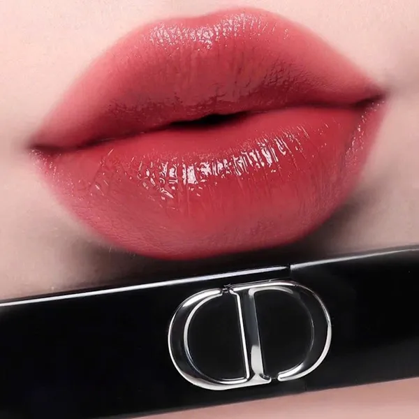 Son Lì Dior Rossetti Rouge On Stage Slim Lipstick 550 Red Shock Shine Màu Đỏ Gạch