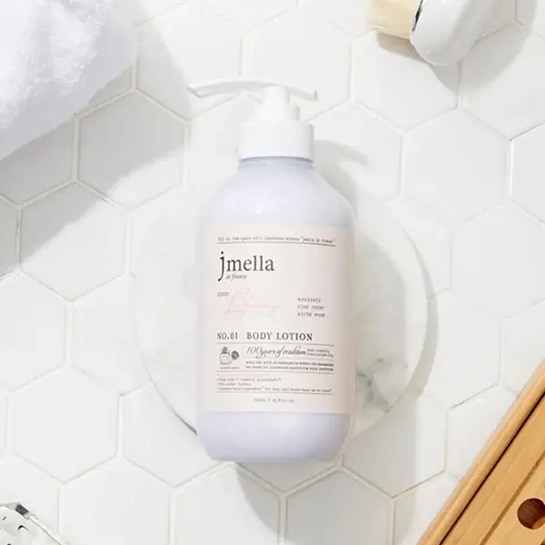 Sữa Dưỡng Thể Hương Nước Hoa Jmella In France No.01 Blooming Peony Body Lotion 500ml