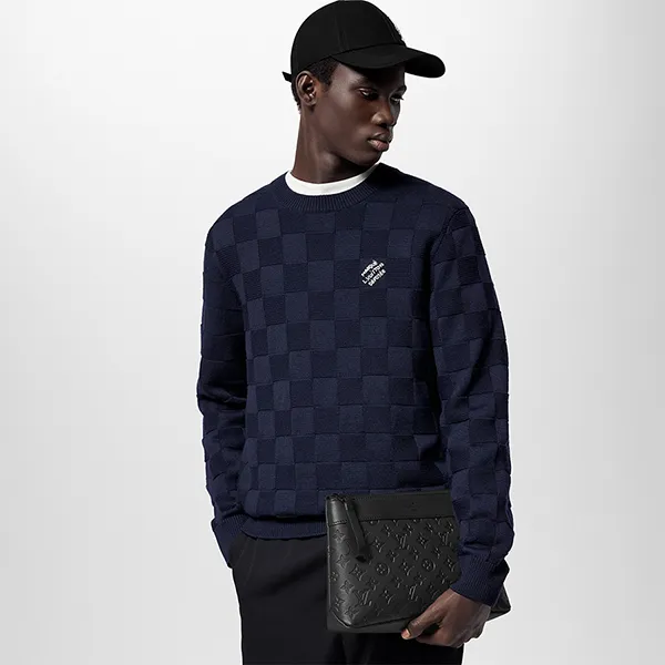 Túi Cầm Tay Nam Louis Vuitton LV Monogram Pochette Voyage Souple M82545 Màu Đen