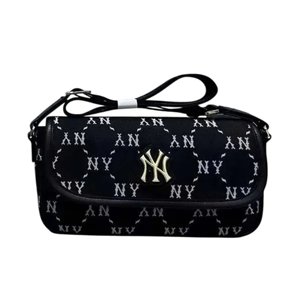 Túi Đeo Chéo MLB Diamond Monogram Jacquard NY Yankees 7ACRM046N-50BKS Màu Đen