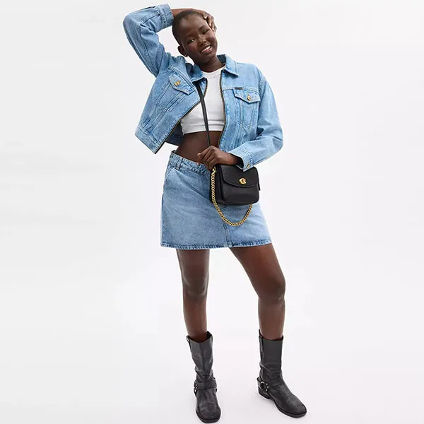 Túi Đeo Chéo Nữ Coach Cassie Crossbody Bag 19 CV437 Màu Đen