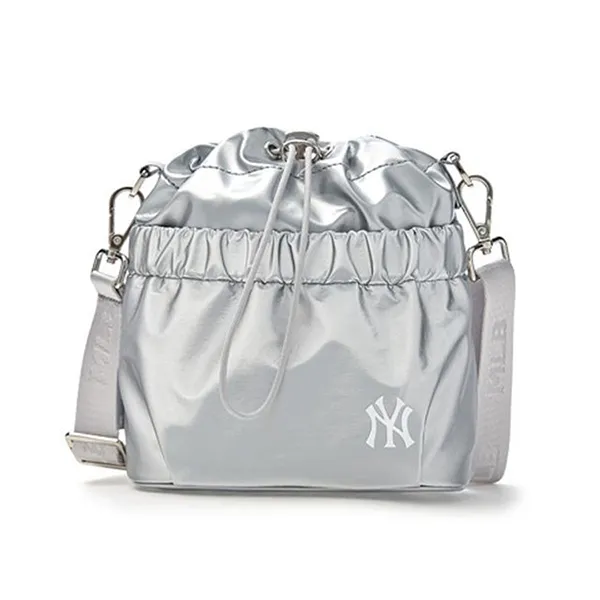 Túi Đeo Chéo Trẻ Em MLB Athleisure String Mini Bucket Bag NY Grey 7ACRB065N-50GRL Màu Xám Nhạt