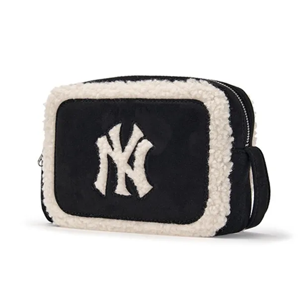 Túi Đeo Chéo Nữ MLB Basic Mouton Mini Cross Bag New York Yankees 3ACRS0746-50BKS Màu Đen Trắng