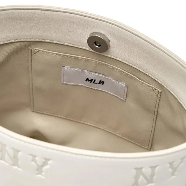 Túi Đeo Chéo Nữ MLB Classic Monogram Embossed Bucket Bag New York Yankees 3ABMME16N-50CRS Màu Kem