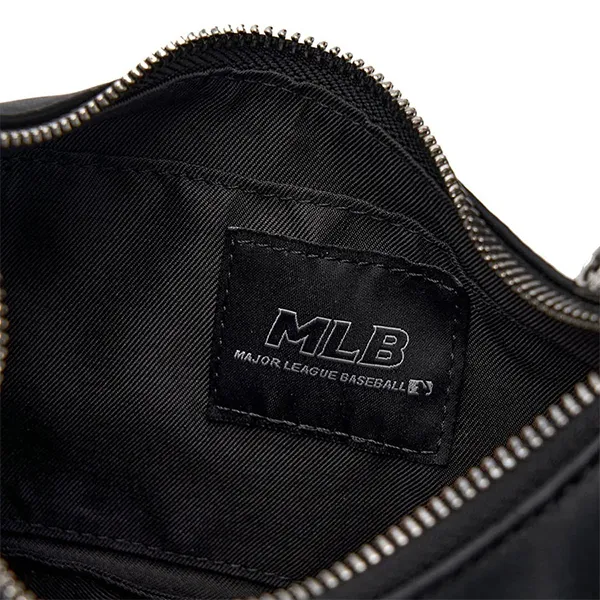 Túi Đeo Vai MLB Hobo Embo Monogram New York Yankees 3ABQS024N-50BKS Màu Đen